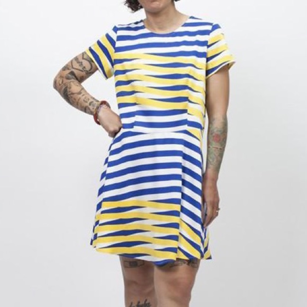 Dusen Dusen Blue Moire and Objects boxy short sleeve dress - Picture 2 of 9